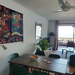 Penthouse De Roca In Poblado Marinero Διαμέρισμα
