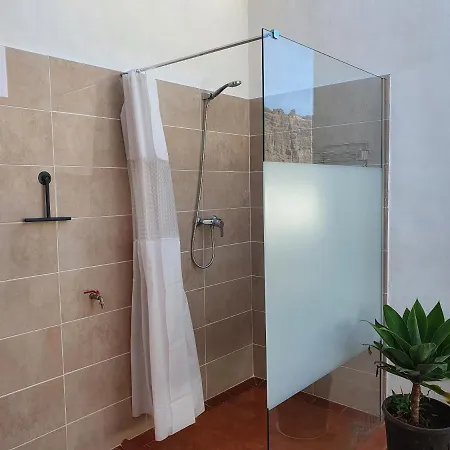 Penthouse De Roca In Poblado Marinero Apartmán *
