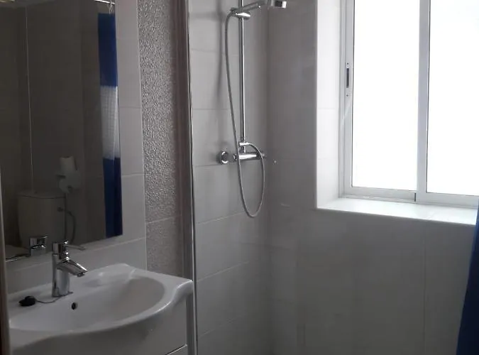 Penthouse De Roca In Poblado Marinero דירה *