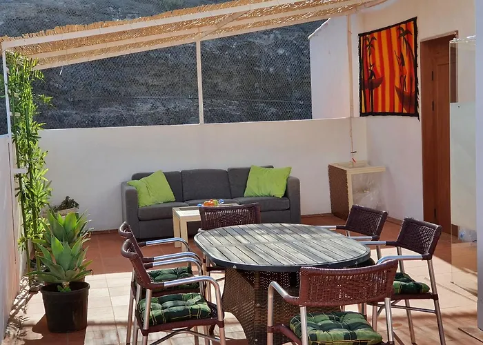 Penthouse De Roca In Poblado Marinero דירה