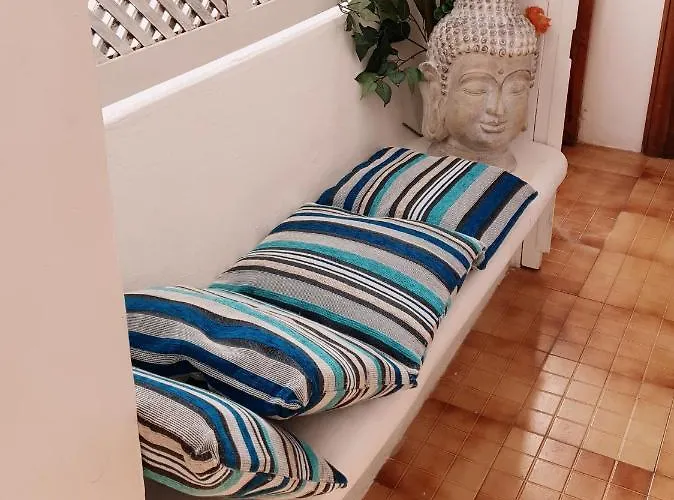 Penthouse De Roca In Poblado Marinero דירה אקנטילדו דה לוס גיגנטס