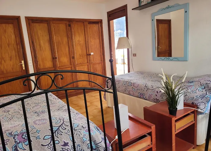 Penthouse De Roca In Poblado Marinero