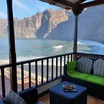 Penthouse De Roca In Poblado Marinero *