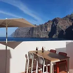 Penthouse De Roca In Poblado Marinero * Acantilado de los Gigantes