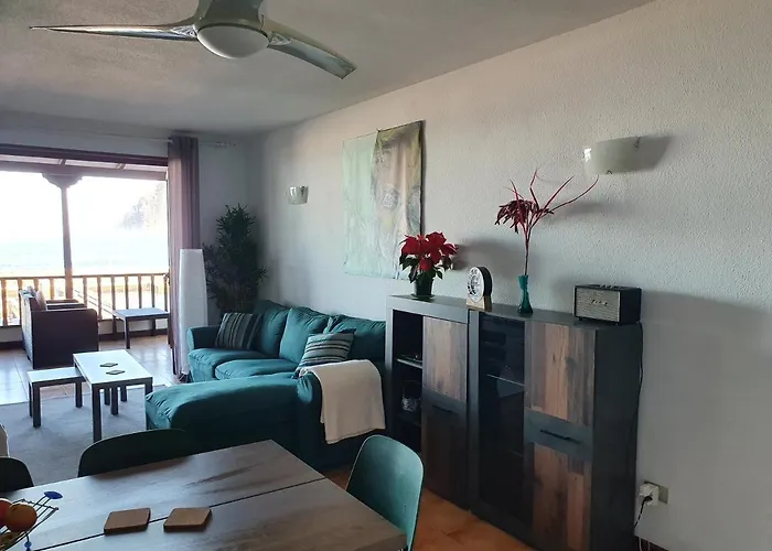 Penthouse De Roca In Poblado Marinero Apartment Acantilado de los Gigantes